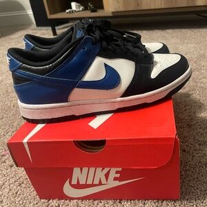 Boys Nike dunks size 7